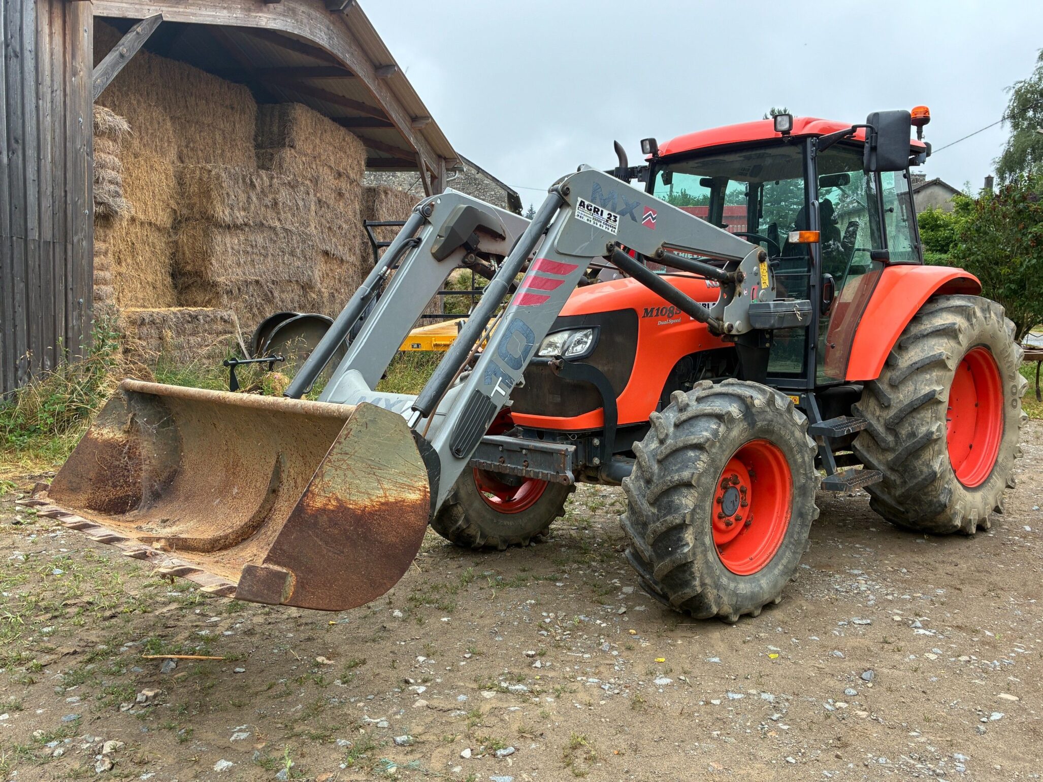 SUITE SUCCESSION, VENTE DE MATERIEL AGRICOLE